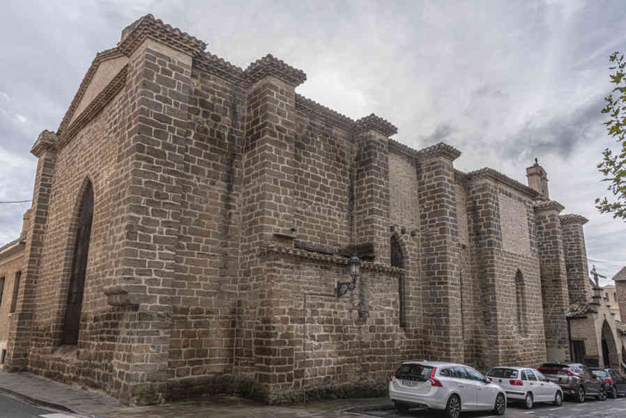 Comunidad Foral de Navarra 147 - Sangüesa - convento de San Francisco de Asís.jpg